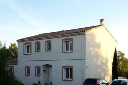 La Maison Familiale Lagarrigue  Екстериор снимка